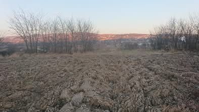 Vând teren intravilan!