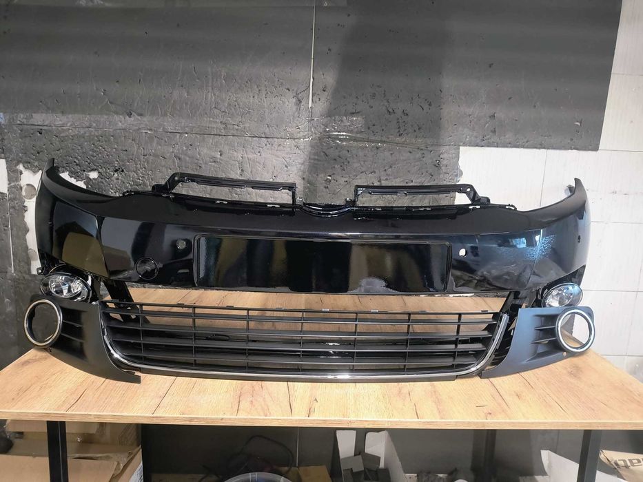 Bara fata, Grile, Proiectoare ceata VW GOLF 6 VI 2008-2012 cu gauri senzori parcare Negru VOPSITA