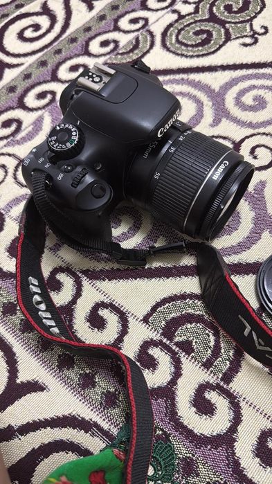 Фотоаппарат  EOS 550D