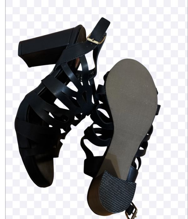 Sandale marimea 38 noi