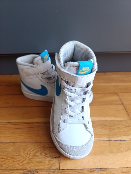 Nike маратонки-  29,5 ном.