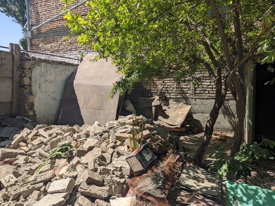 Продаю два гаража в разборе