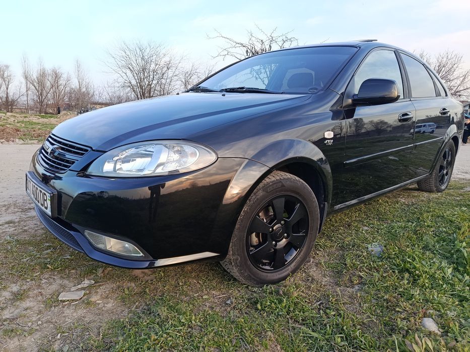 Продается gentra 2014 A/T Отличное состояние