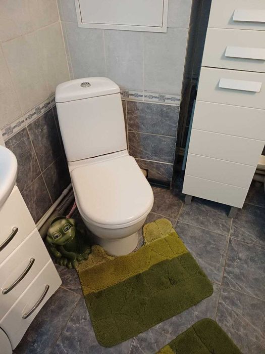 Сдам 2-комн. квартиру в центре. ПОСУТОЧНО.