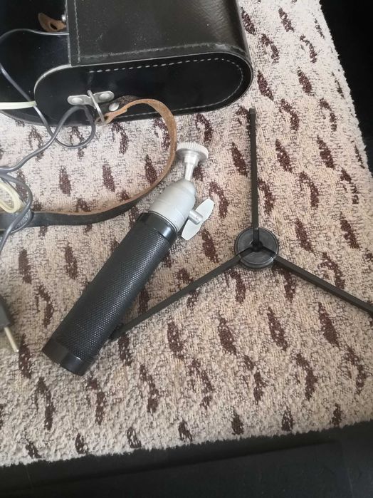 Светкавица Чайка за фотоапарат и статив