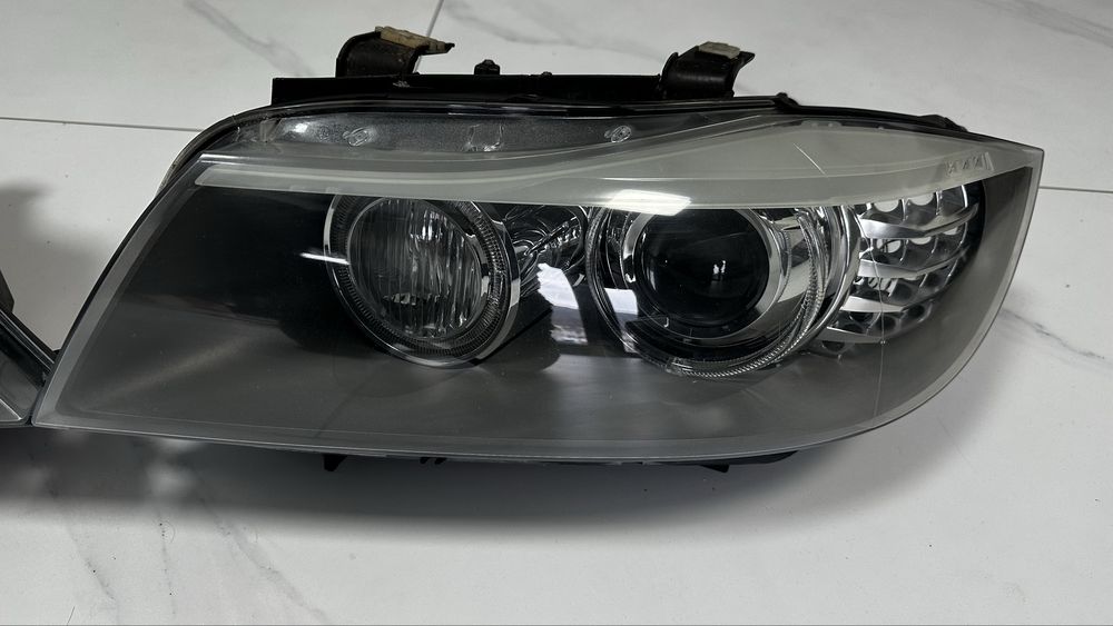 Vand Far/Faruri xenon adaptiv Bmw e90 LCI