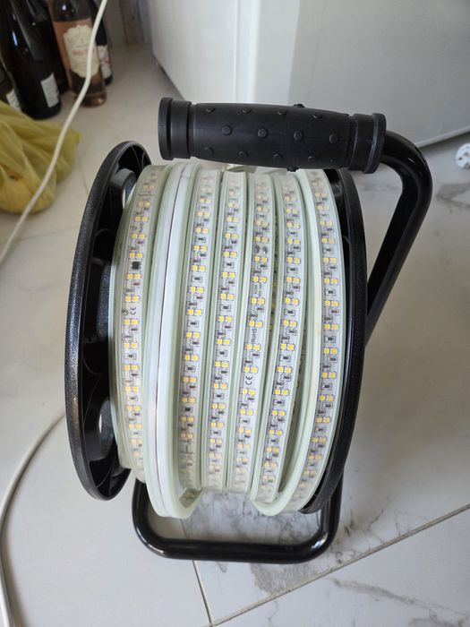 Leduri 25 de metri rolă leduri