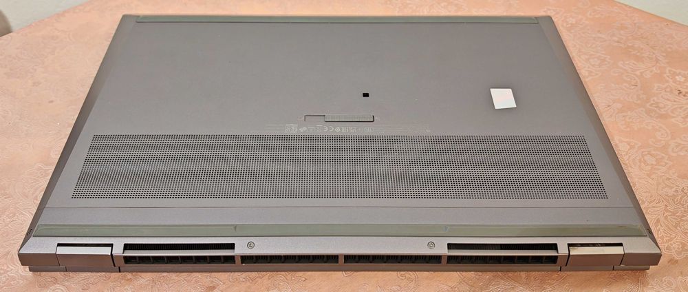 HP ZBook 17 G7/Core i7-10850H/RTX 3000 6GB/16GB RAM/512 SSD/17.3 IPS