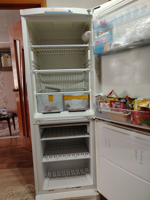 Холодильник б/у 15000