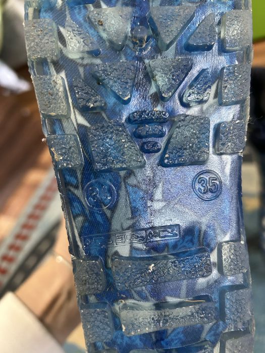 Зимни гумени ботуши 30-31 и 34-35