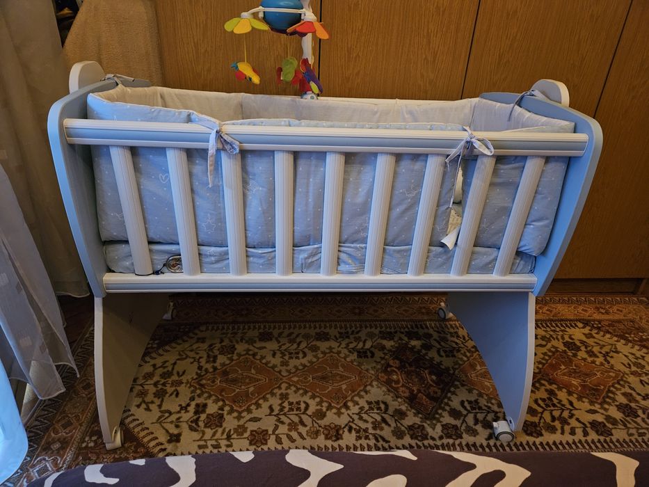 Бебешка кошара на колела