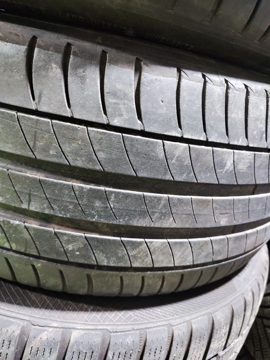 2 бр летни  225/50/16 Michelin