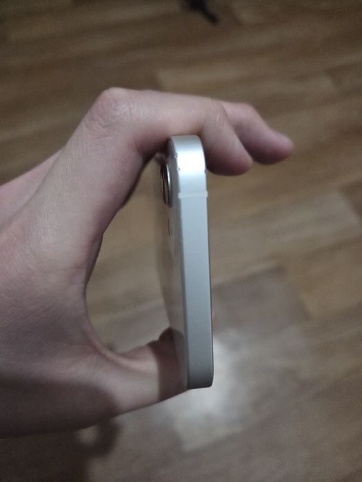 Iphone 12 64 гб в хорошем состоянии