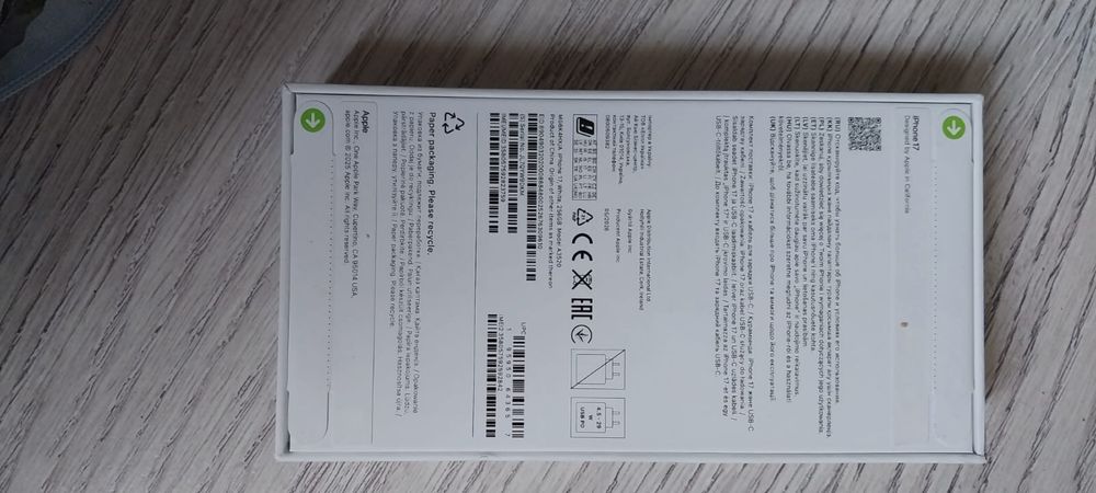Iphone 17 256Gb, White