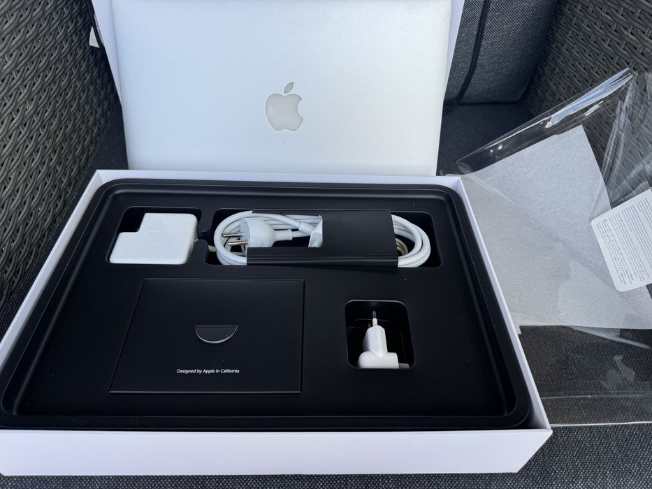 Macbook Air 13 inch - 128GB / Silver