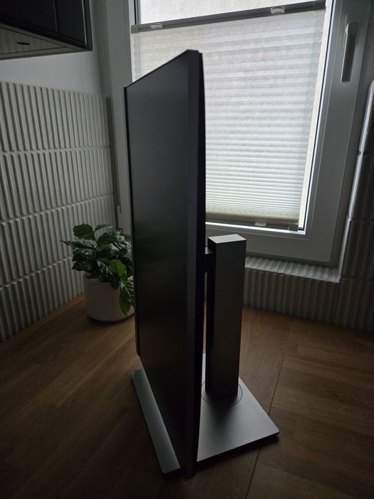 Monitor HP E233, 23" (58,4 cm), LCD – stare foarte bună