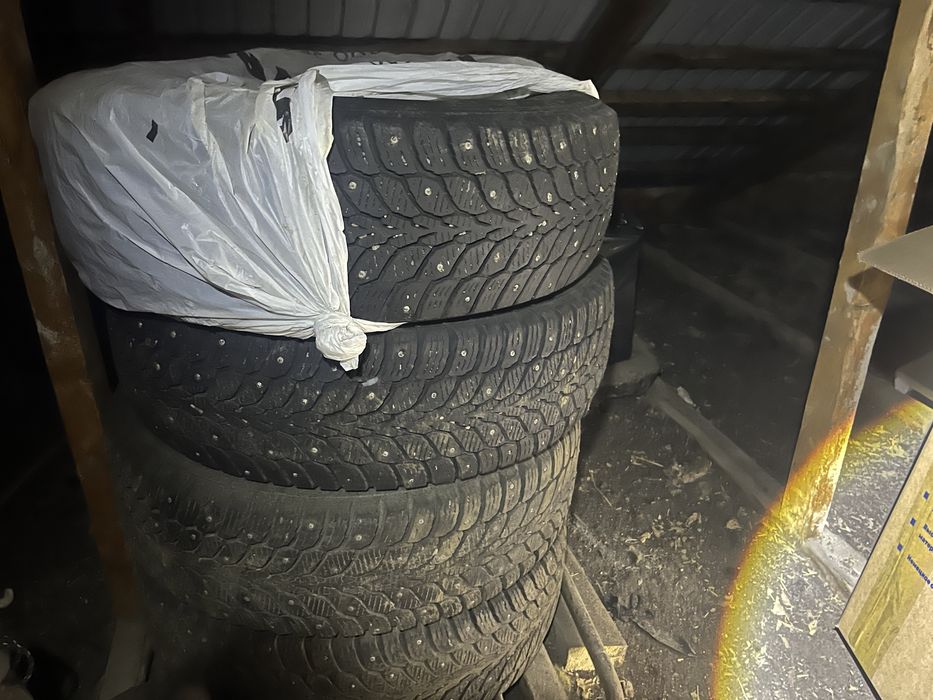 Продам шины 235/70/16