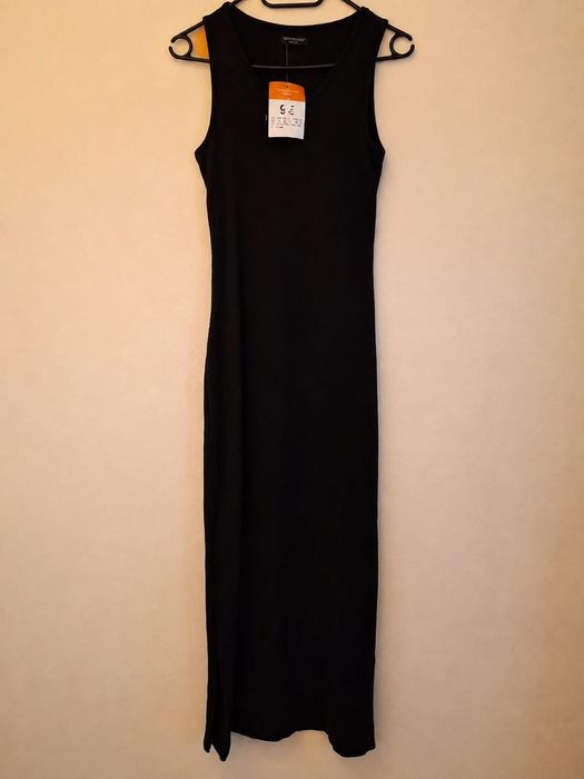 Vand Lot 4 Articole Vestimentare NOI cu Etichetă – Mărimea S (36) – Nike, Janina