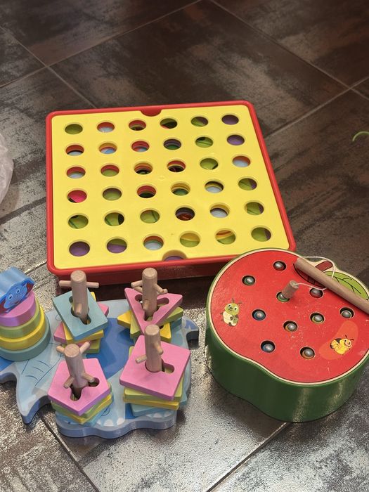 Развивающие игрушки