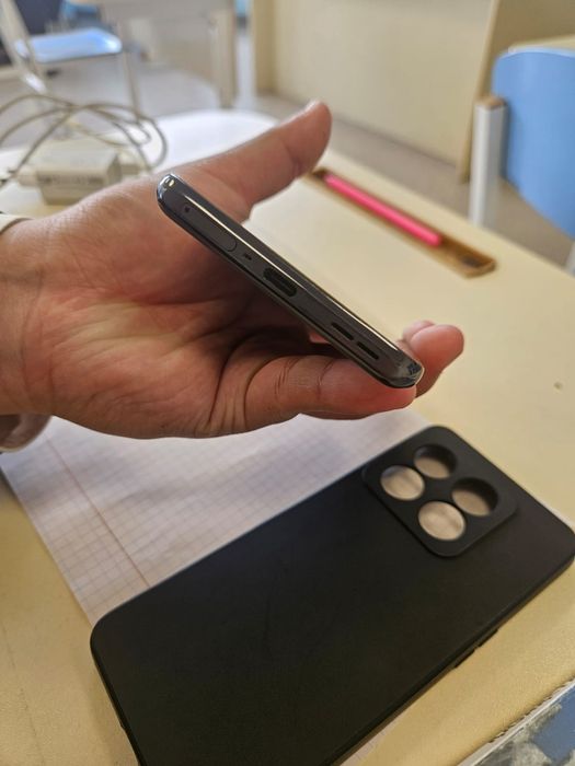 One plus 10T 5G  16+12/512