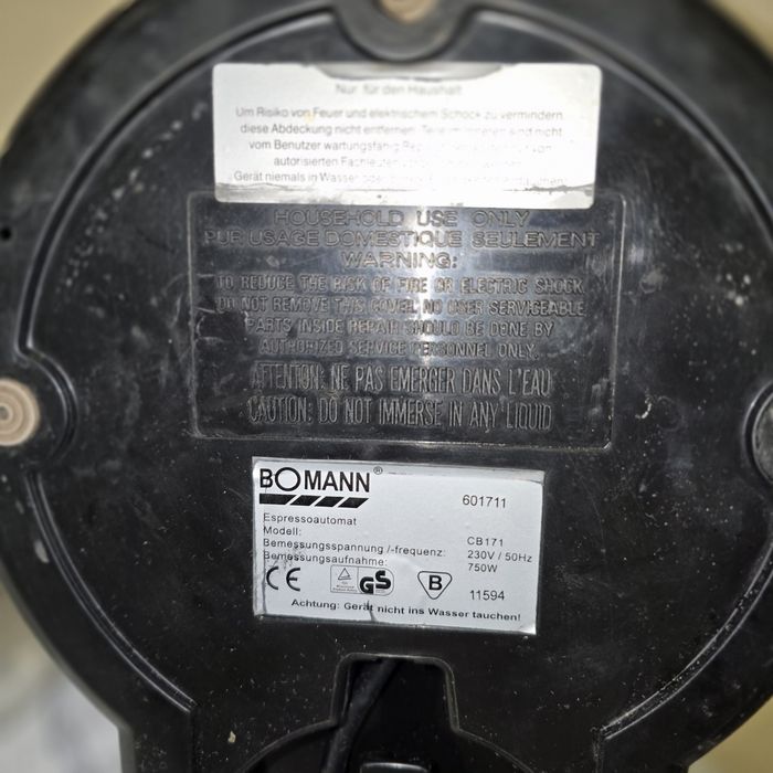 Vând espressor Bomann
Se v