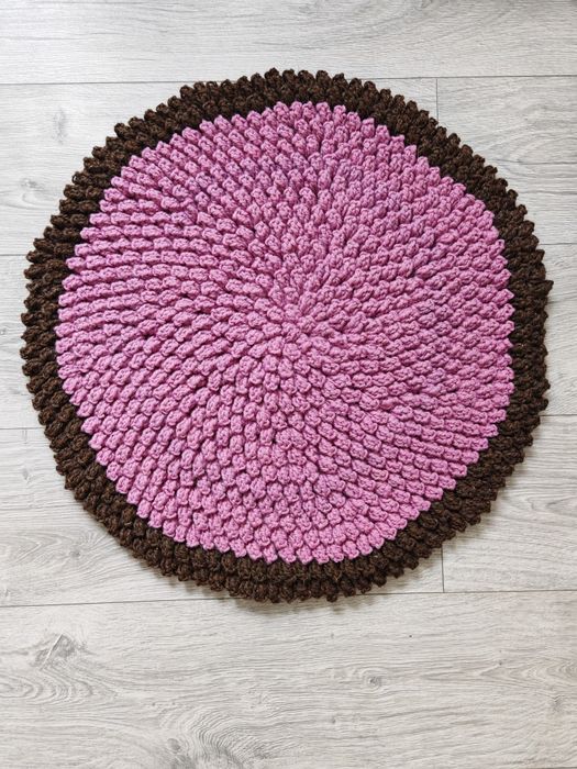 Плетен килим килимче