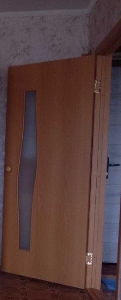 Продам дверь б/у