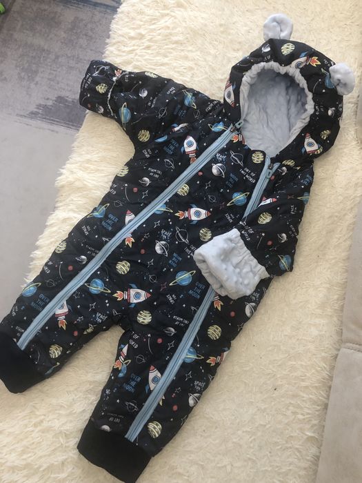 Продам детский комбинезон