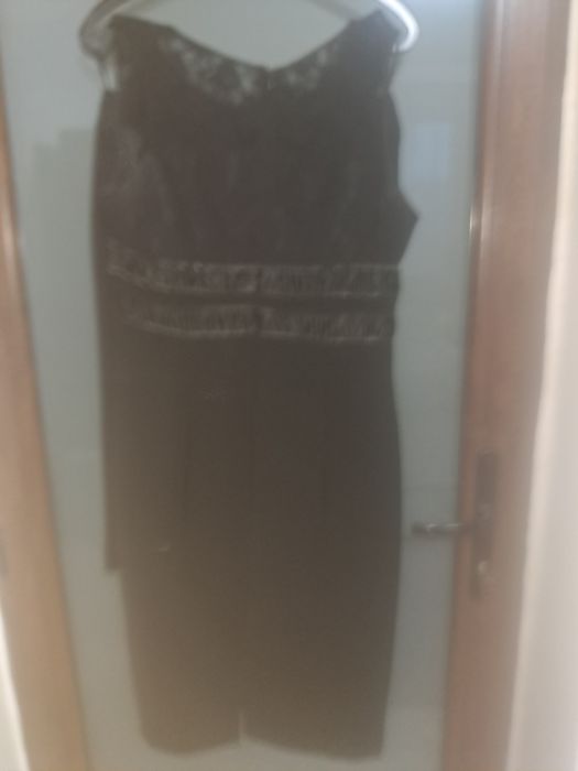 Costumas femei cu taior fusta si rochie