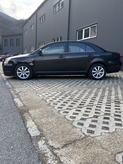 Toyota Avensis D-4D 2003
