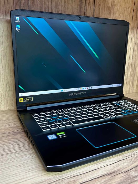 Лаптоп Acer Predator PH317-53-758NA Helios 300  / Като нов