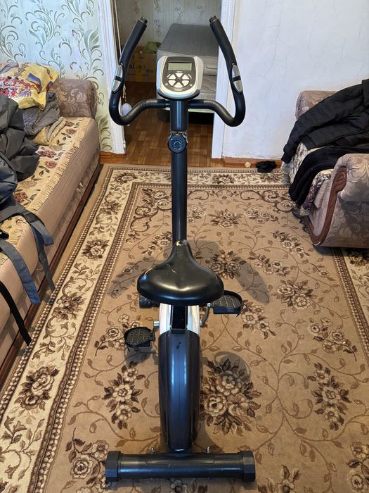 Продам хороший велотренажер