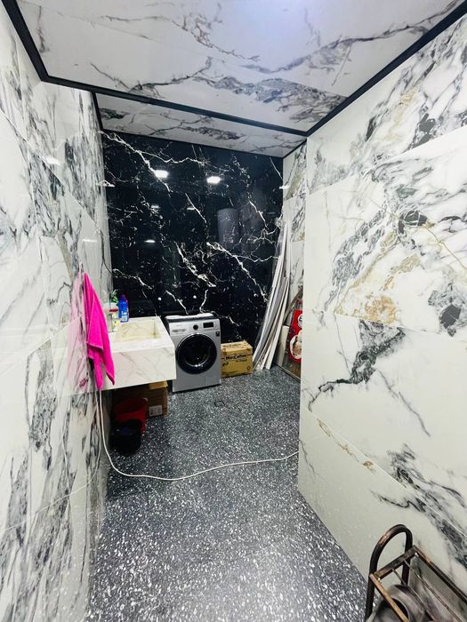 Замона ресторан 5 хона квартира сотилади