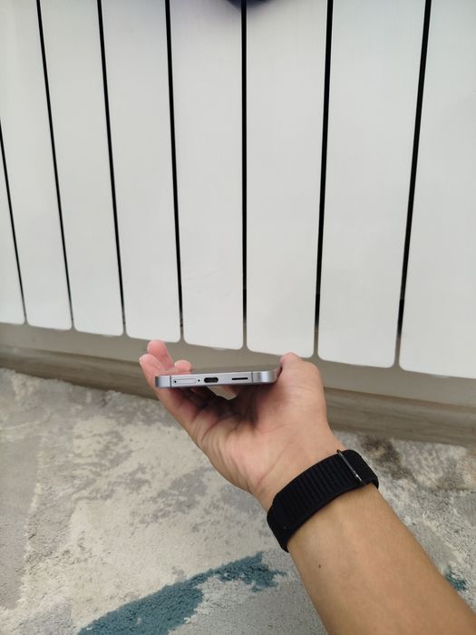 Samsung s25 FE 128/8