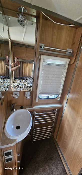 Închiriez rulota SWIFT