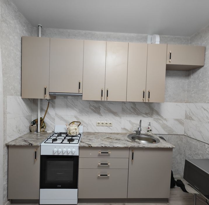 Продам кухонный гарнитур