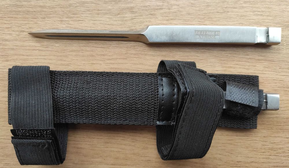 Нож за хвърляне с тройно острие DEFENDER XTREME