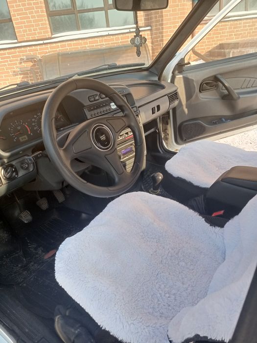 Продам Лада 21144