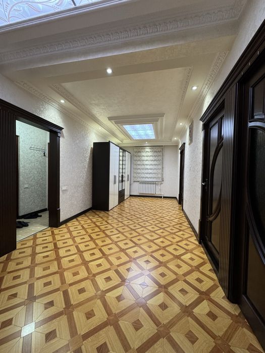 БЕРУНИЙ 4-3/4/9 Евроремонт бал: 2.20х7 обш: 105 кв.м ор: Беруний Метро