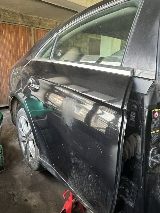 Задна дясна врата mercedes cls w219