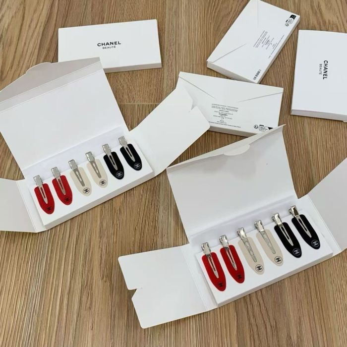 В наличии! Заколки