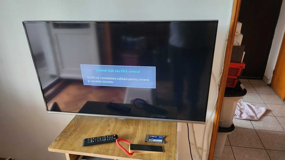 Televizor Samsung cu diagonala de 102 cm