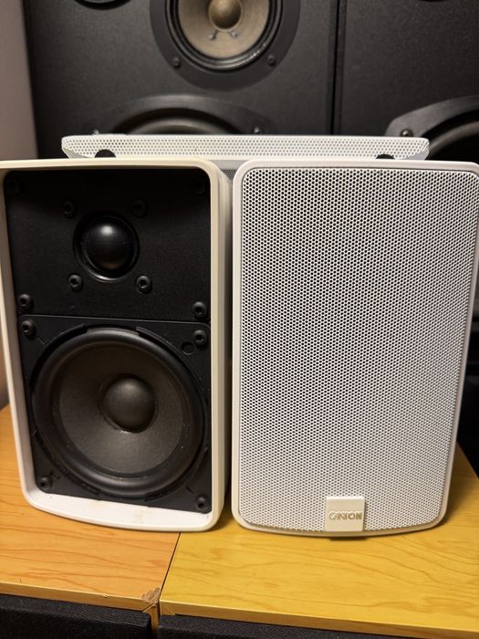 Boxe, centrii, subwoofers