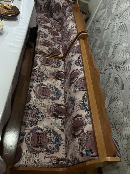 Продам стулья и стулчики