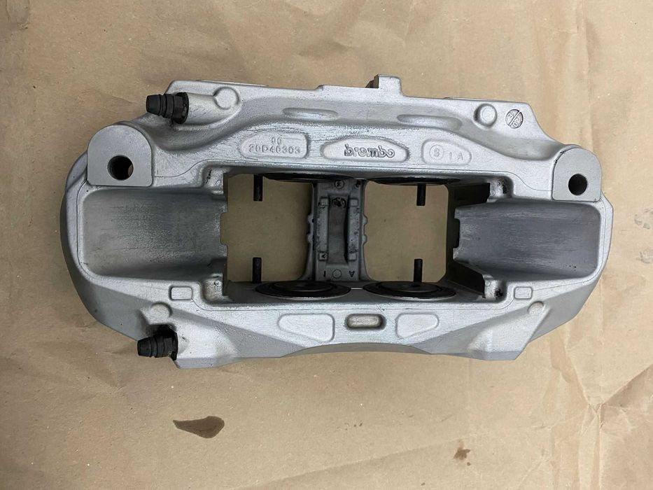 Etrieri AMG Brembo față