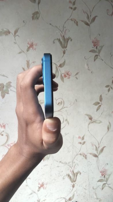 Айфон 13 продам ну можно обмен )