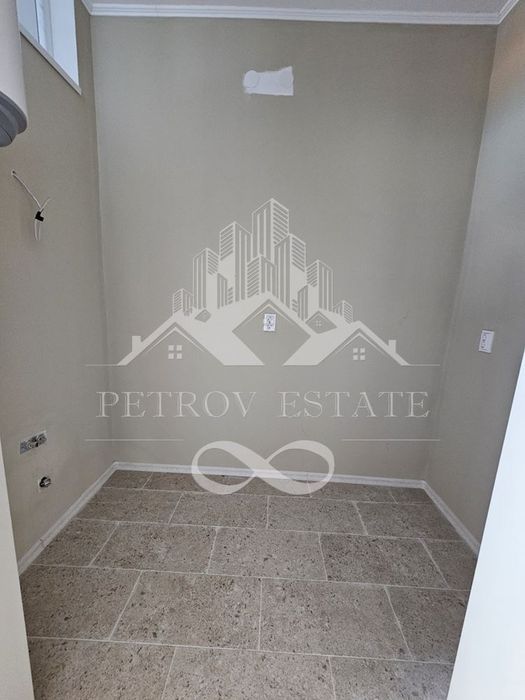 Продава се Четиристаен апартамент в Велинград - 200 кв.м за 440 €/кв.м - Снимка #5