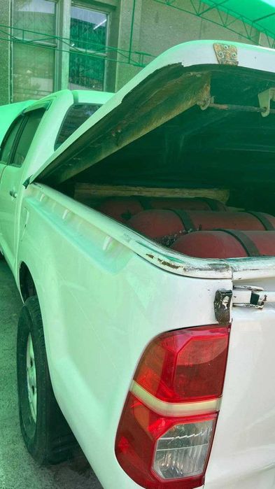 Продается своя машина  Тойота