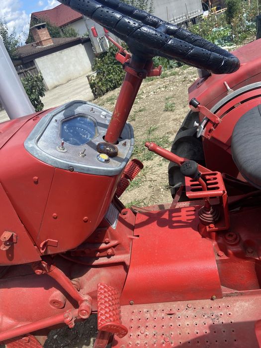 Tractor MC Cormik International