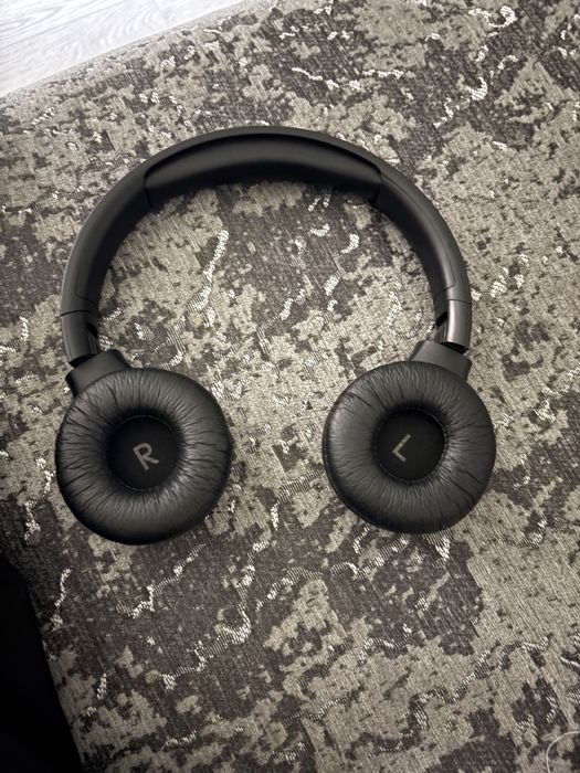 Продам наушники безпроводные